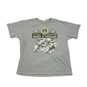 United States Air Force graphic t shirt